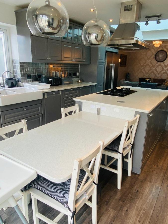 Hameway House- Stunning 4 Bedroom House With A Spacious Kitchen London Exteriör bild